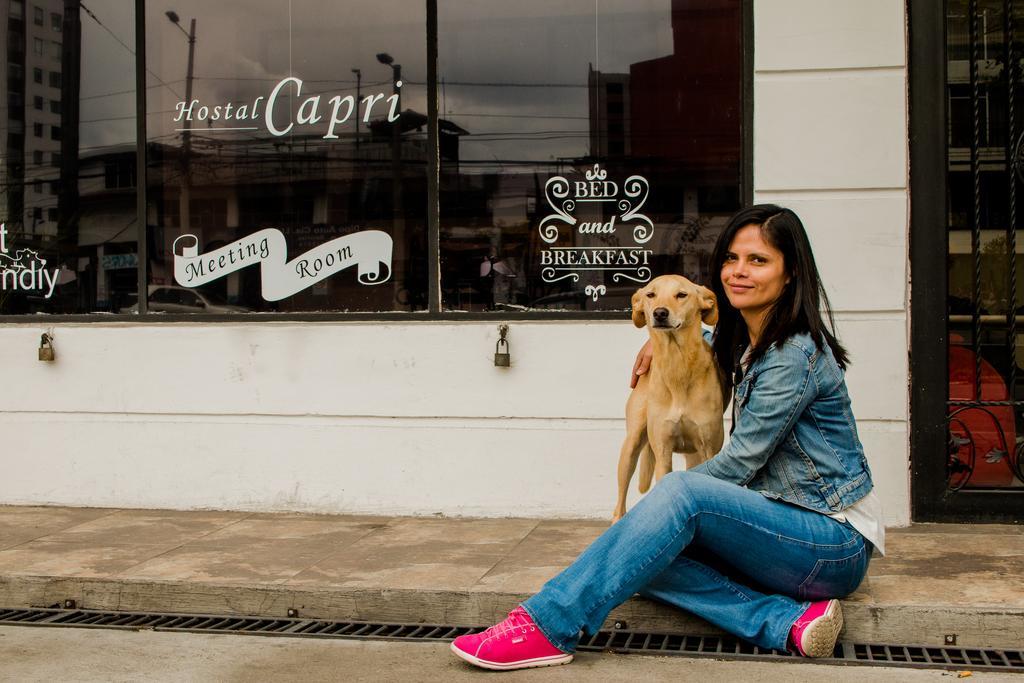 Hostal Capri Quito Exterior foto